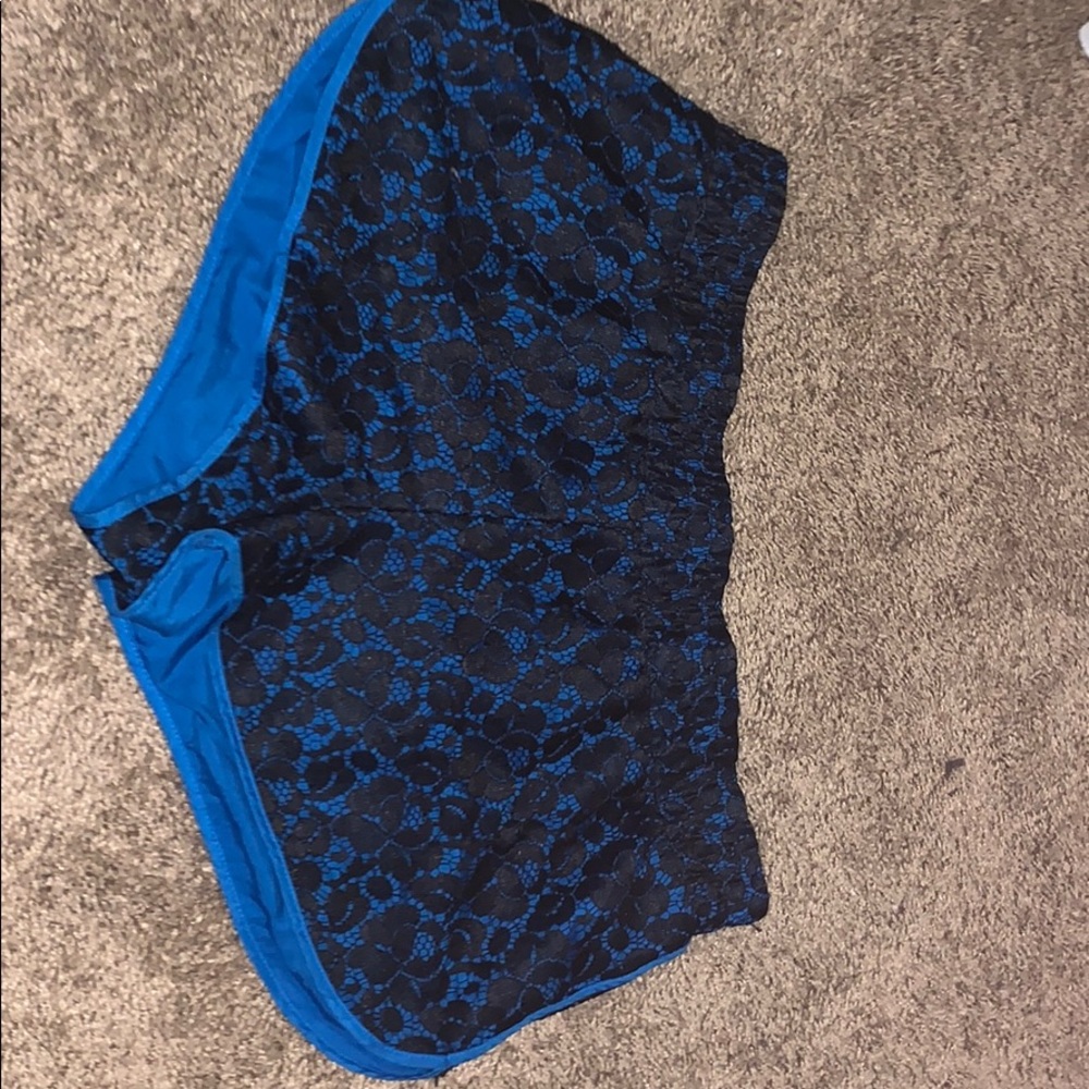 Athletic shorts